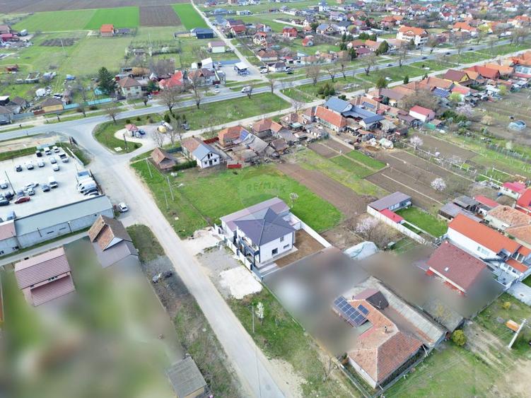 Vilă modernă 2025 | 5 camere | 178 mp utili | P+1E+Pod | Zimandcuz