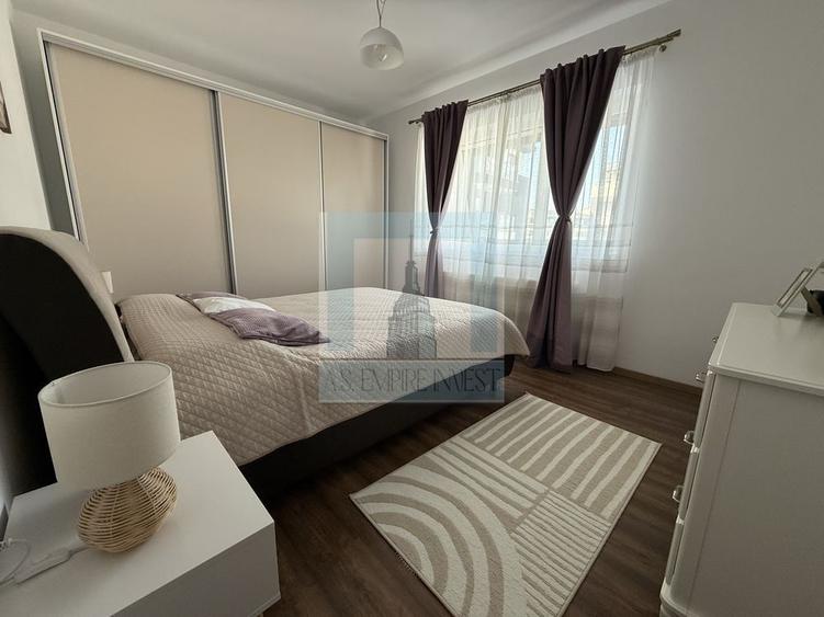 Apartament 3 camere , parcare - zona Rulmentul/Vivamus