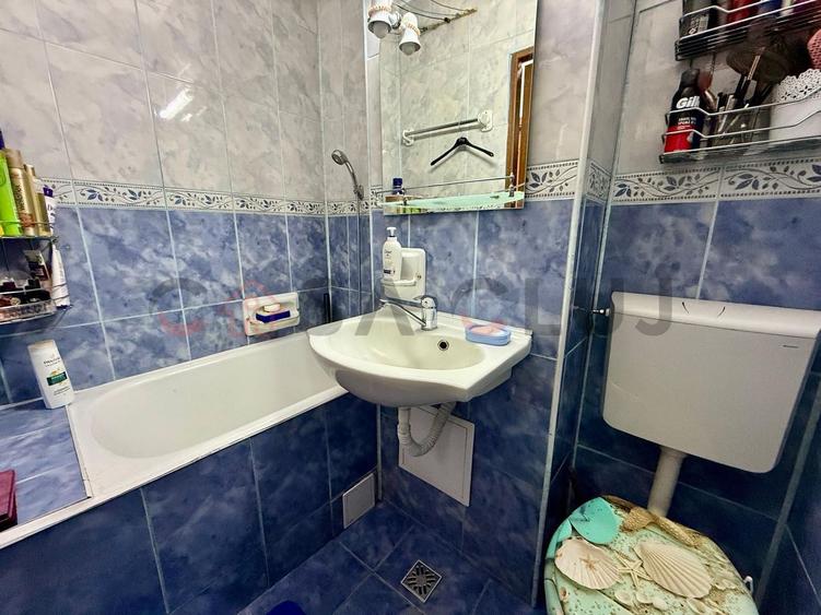 Decomandat, etaj intermediar, Big Mănăștur!!