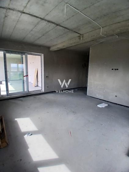 Penthouse pe malul lacului, cu terasă panoramică 90 mp