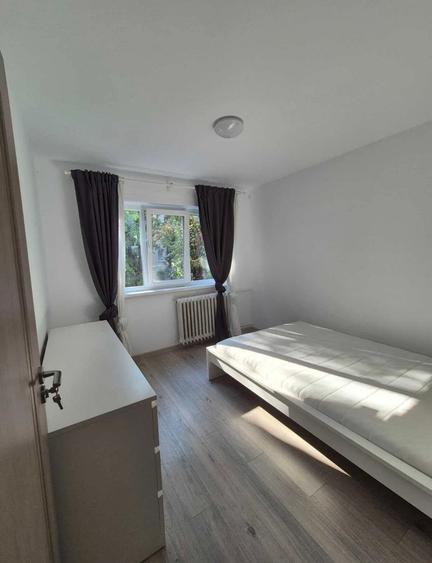 4 camere Politehnica