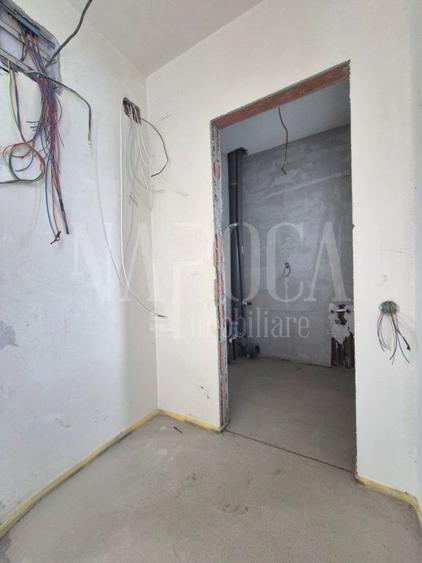 Casa 4 camere de vanzare in Terra, Floresti