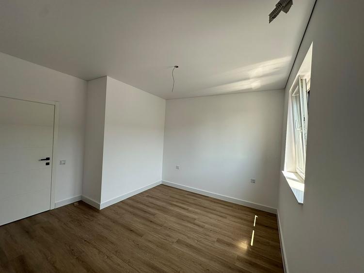 Vânzare Ap.2 Camere Pipera-Tunari
