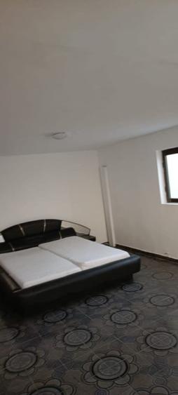 Casa vila locuit  Imobil  P+ 2 cu 12 camere +living spatios 435 METRI