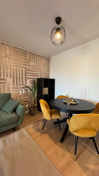 Hils Titanium-metrou, 2 camere mobilat utilat-TOTUL NOU