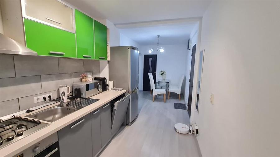 Apartament 3 camere decomandat balcon zona Centrala