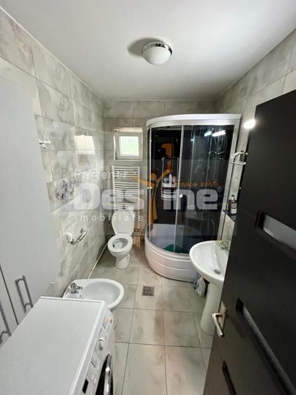 Inchiriere Casa cu 3 camere, 95 mp, mobilata si utilata - Poitiers zona Frumoasa