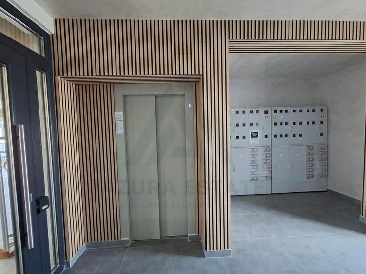 Apartament premium la cheie 3 camere balcon 7 mp si boxa pe Dna Stanca