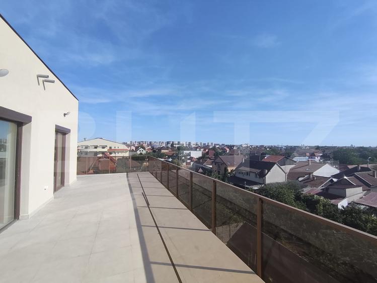 Penthouse nou modern, 3 camere, centrala proprie+panouri fotovoltaice, Iosia