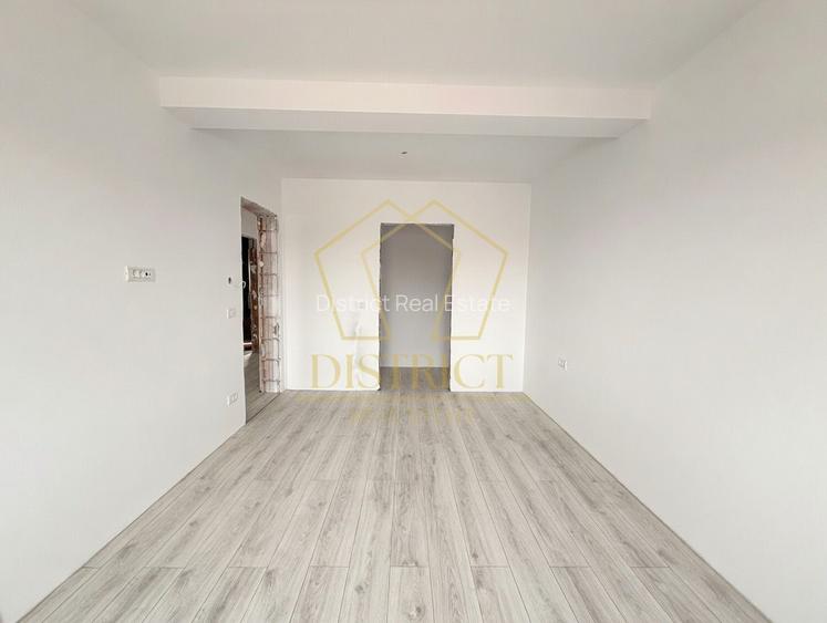 Duplex cu 4 camere despărțit prin camera tehnica | Mosnita Noua - 7