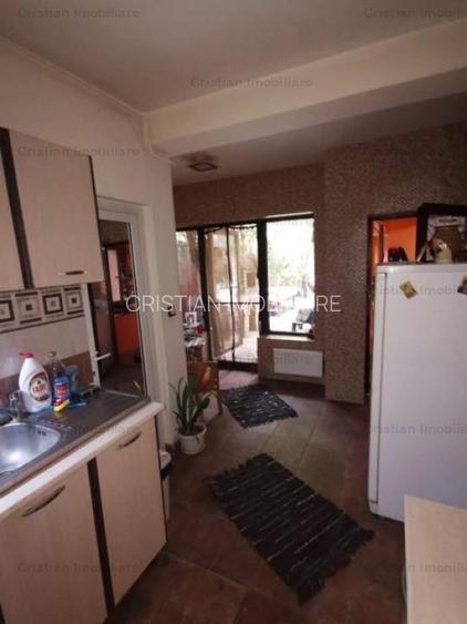 200mp utili Vila 5 cam zona Piata Saraca, 300mp teren cu 15m deschidere - 20