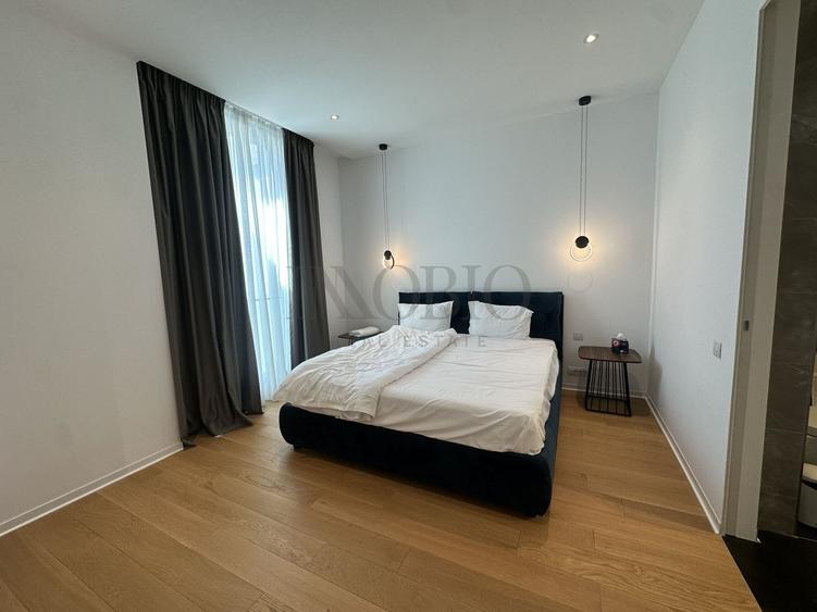 Apartament 4 Camere | Beach Front | One Mamaia | Loc de Parcare