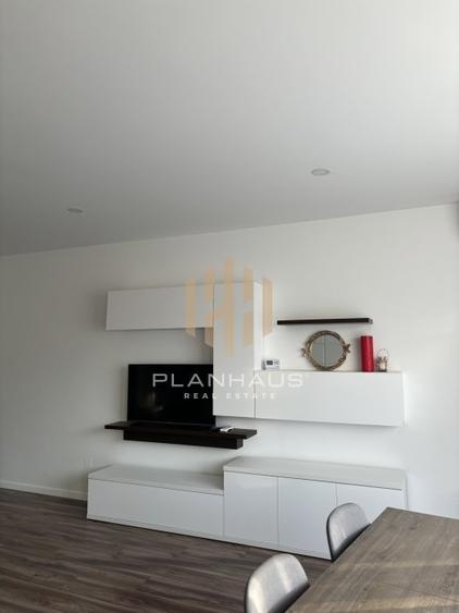 Apartament 2 camere,ultracentral ,etaj 2,zona excelentă
