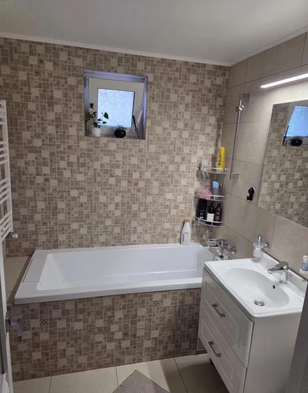 Închiriere Apartament 3 camere în Sebastian Centrală si Loc de Parcare