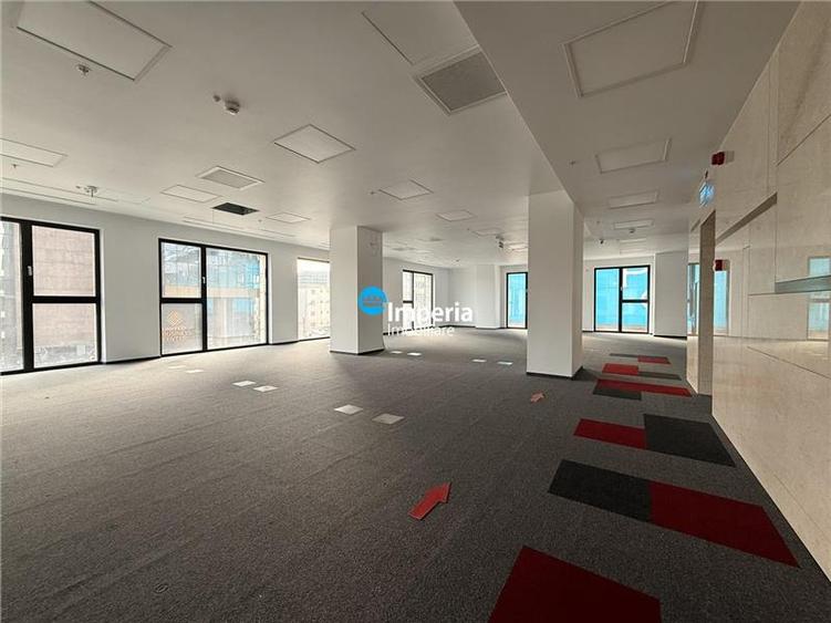 Spatiu de birou, de inchiriat, supr 480 mp, zona Centru - Palas
