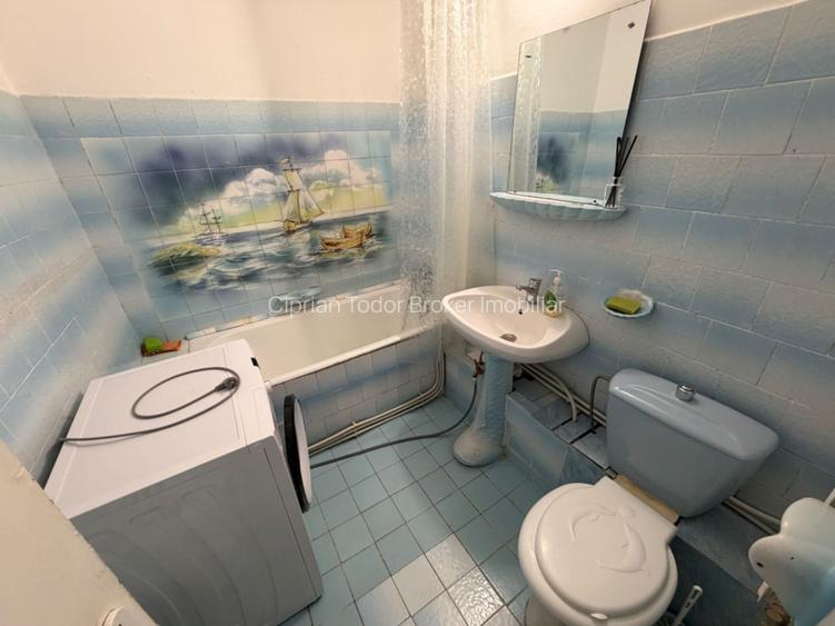 Apartament 2 camere, decomandat - zona Ampoi 3 - 7