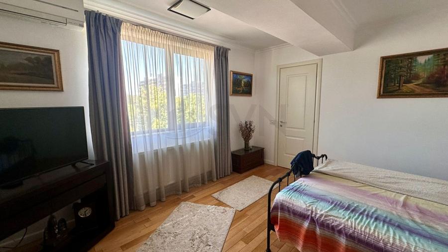 REA1020936 Penthouse tip duplex 7 camere I Bucurestii Noi