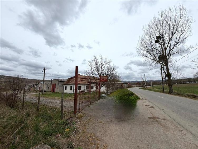 HALE INDUSTRIALE | CLADIRE BIROURI | TEREN 7000 MP | GHEGHIE BIHOR