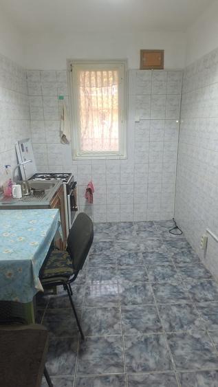 Apartament decomandat zona Astra