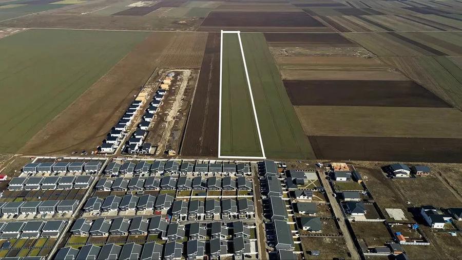 Teren 38.500 mp Izvor