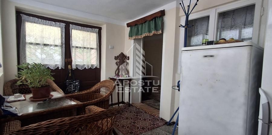 Casa 4 camere,Teren 360 mp Micalaca Garaj, Gradin