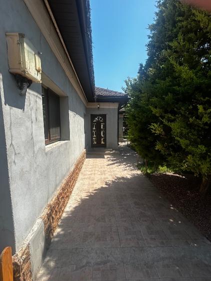 Casă teren generos de 426 mp, zona Coiciu