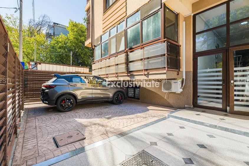 Apartament cu 2 locuri de parcare | Curte proprie | Lacul Tei - 22