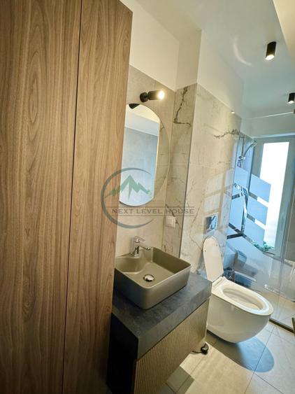 Apartament 3 camere, parcare, Qualis 2 - 13 Decembrie