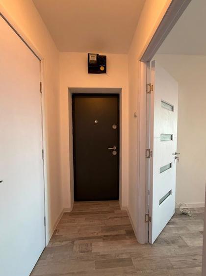 Titan, Metrou,bl.1980,reabilitat,et.10/10,renovata,geam la baie, balcon inchis.