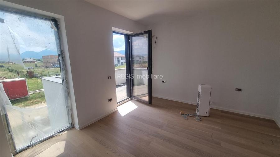 Vila moderna de 5 camere zona Sanpetru Brasov - 8