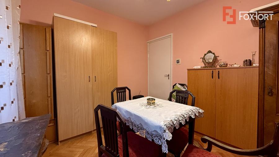 Apartament cu 3 camere si 2 bai de inchiriat, zona Circumvalatiuni