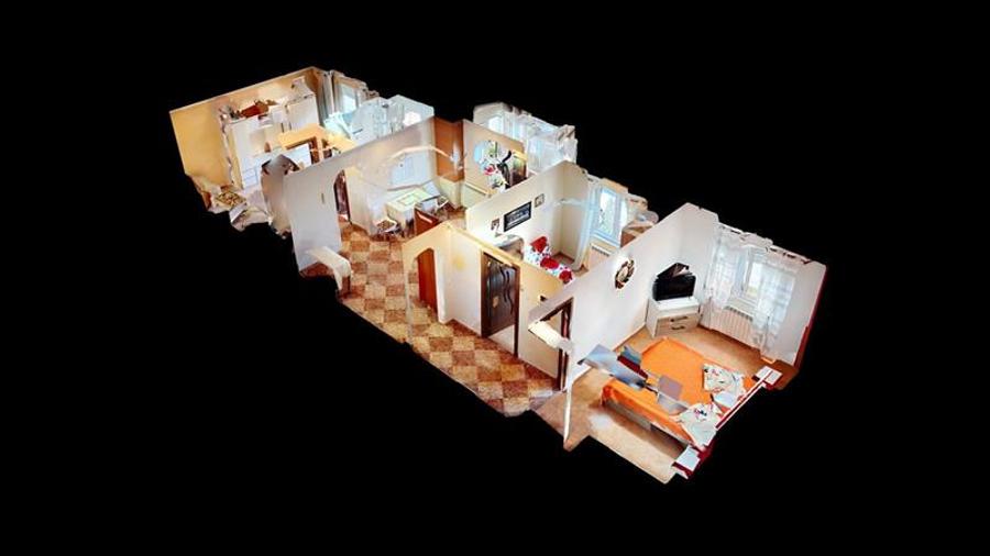 3 camere decomandat, spatios, 65 mp, gata de locuit, zona Garii, Fagaras