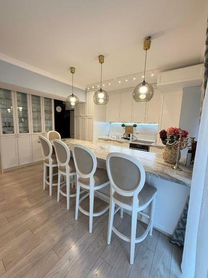Apartament 4 camere Lux+2locuri de parcare in Complexul Moghioros Park