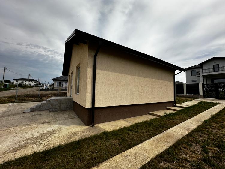 Spatiu comercial de vanzare Miroslava