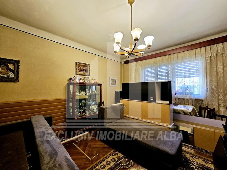 Casa individuala | 200 mp | 763 mp teren | Toate utilitatile | Cetate