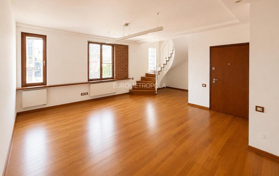 Triplex 7 camere DOROBANTI