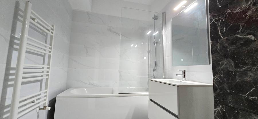 INTABULAT Apartament 2 camere decomandat BLOC NOU aproape de bvd. POITIERS