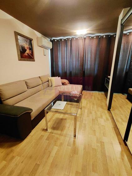Apartament4 camere pe bd 13Septembrie stradal-Marriott, gresie VERSACE
