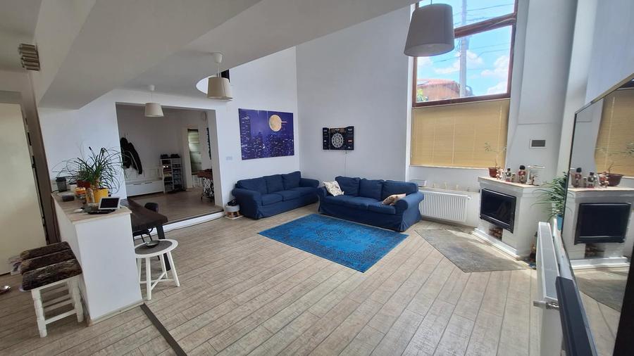 Vila ren.2018,P+1+M, 5 dormitoare,4bai,teren 500 mp,garaj 2 loc.cu acces in casa