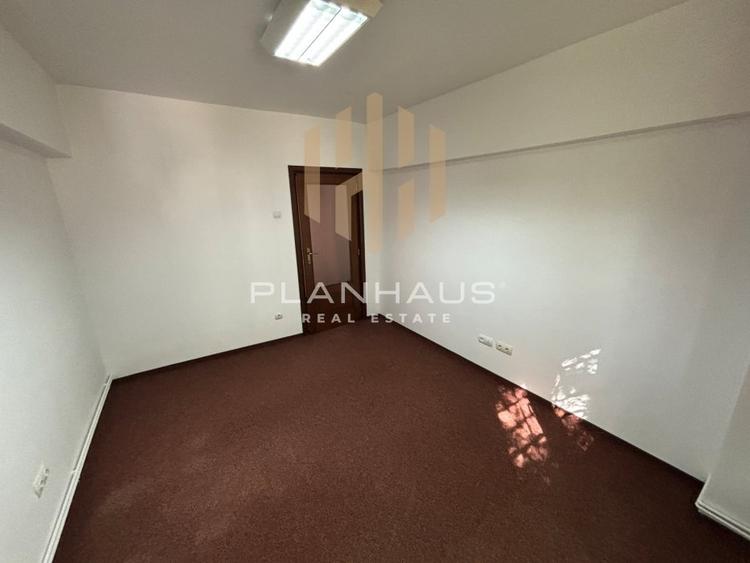 Apartament 3 camere - Bld. Bucuresti, zona Tipografie