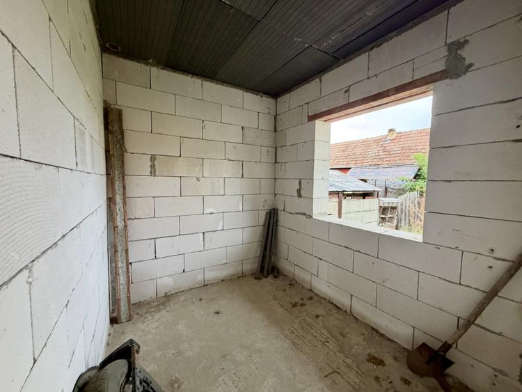 Casa Individuală la roșu | 180 mp | Terasa | 1500 mp teren | zona Barabant