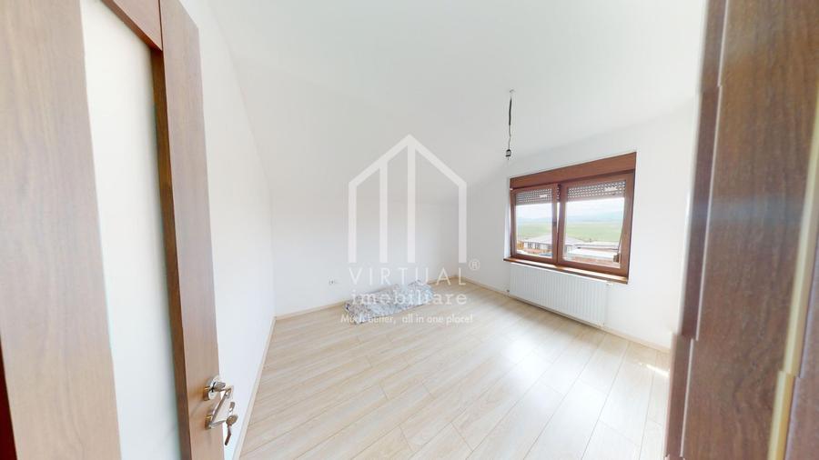 Casa individuala cu 5 camere, 135mp utili | zona Bavaria.