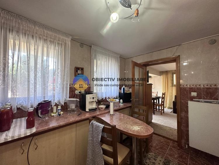 Casă cu priveliște spectaculoasă spre munte – Piatra Neamț