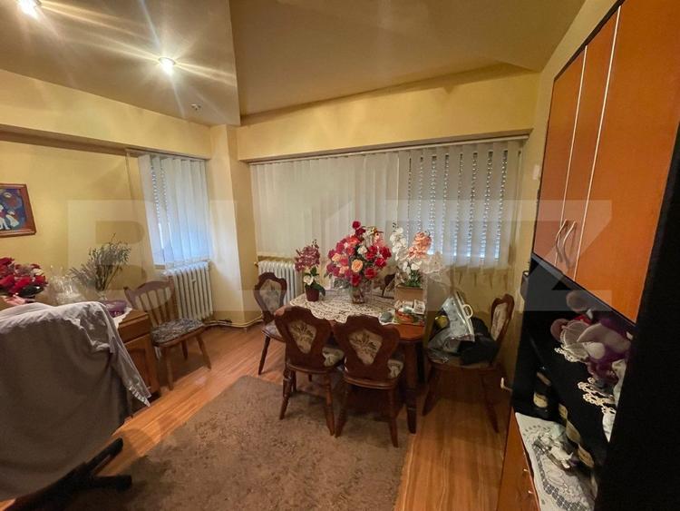 Apartament cu 4 camere , 79 mp, zona Micro 17
