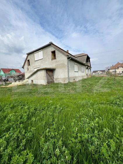 Casa de vanzare | Suprafata construita 509mp | Botiz