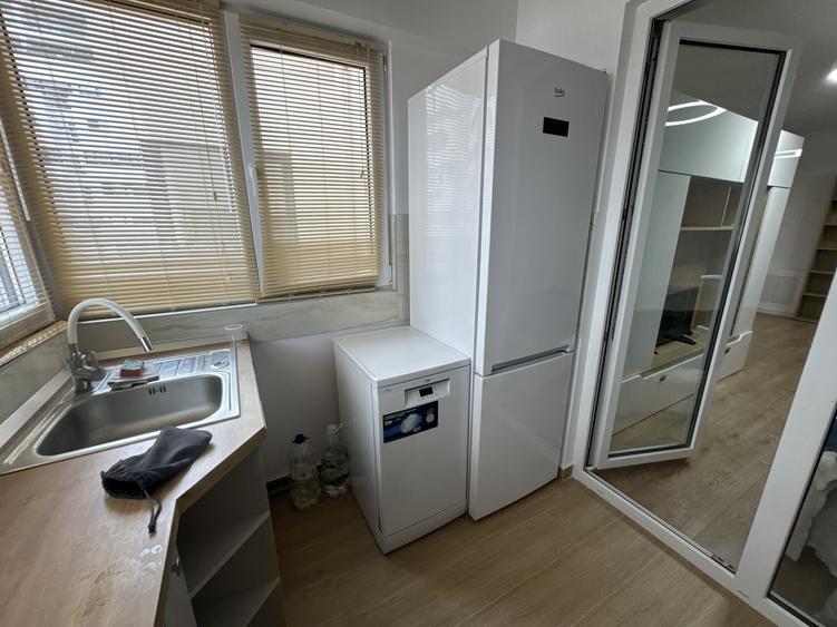 Central Adress - Nasaud 77 - Modern - Mobilat - Utilat