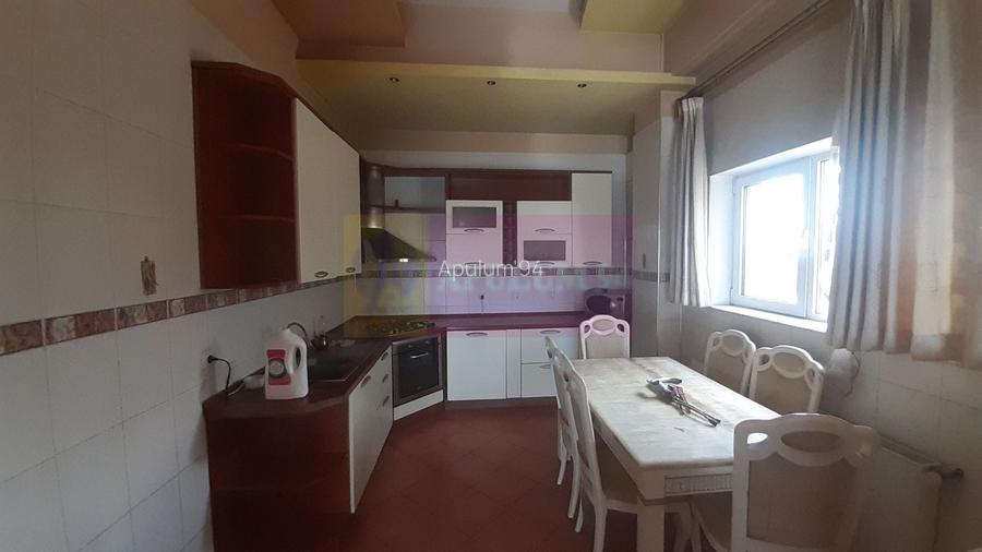 Două Etaje în Vilă în zona Voluntari de Închiriat - 7