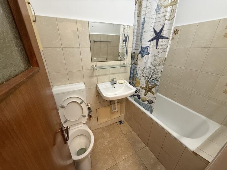 2 camere decomandat, parter, 2 min metrou, zona excelenta, pet friendly