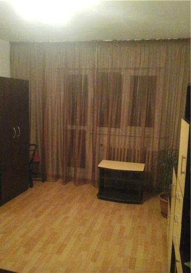 Apartament 2 Camere,13 Septembrie,PROPSER bl.1988 ,et.6/8,DECOMANDAT