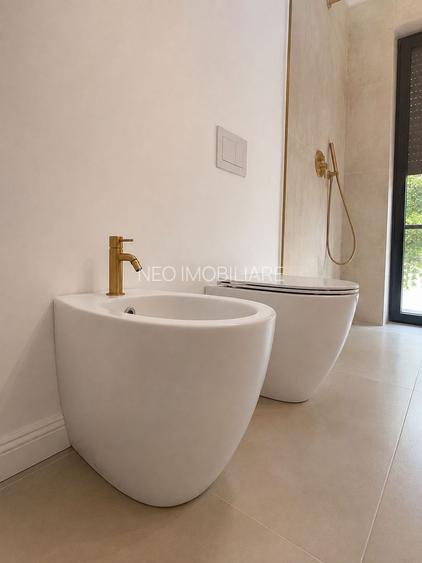 1 Mil. Euro - 350 Mp - Piscina - Mutare Imediata - 25